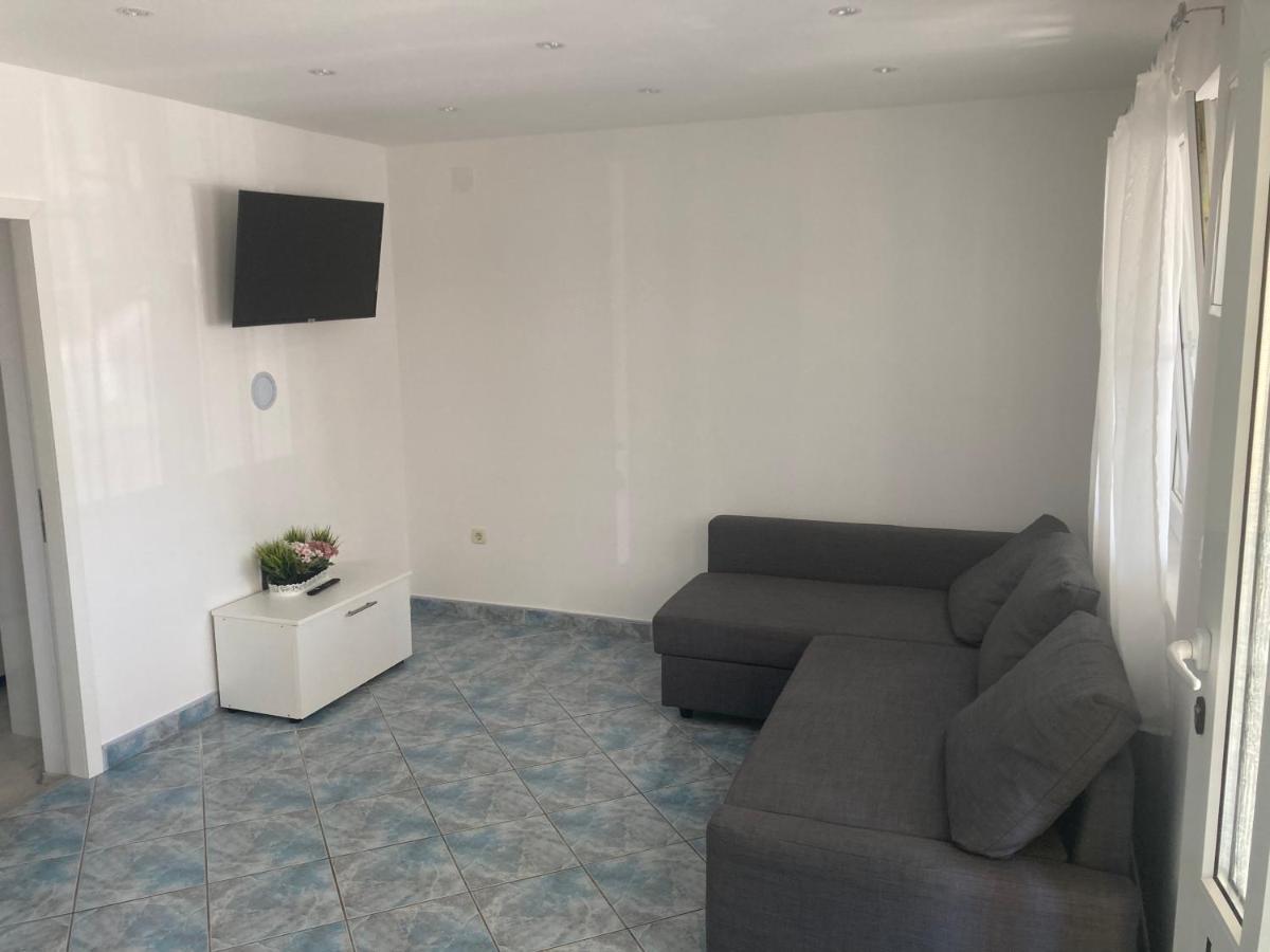 Apartment Franka Vir Exterior foto